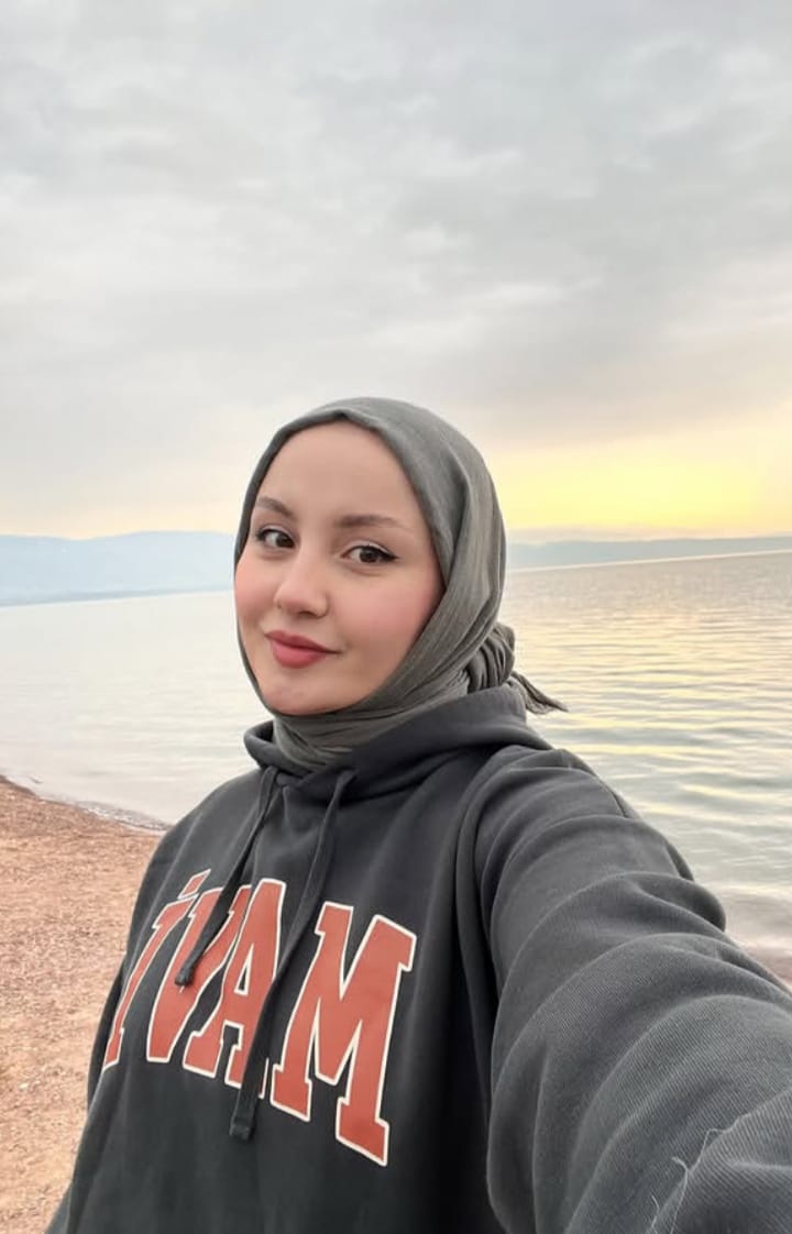 Yeşilyayla Sadık Kadın Escort Melekhan