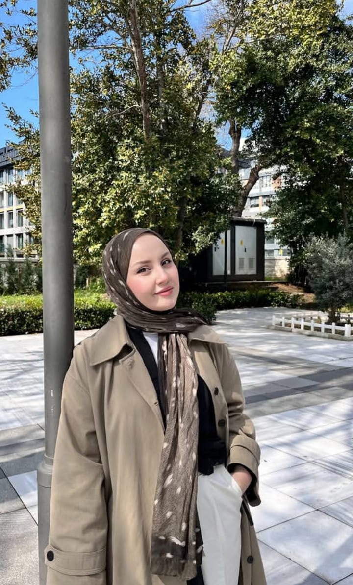 Sarnıç Romantik Partner Escort Bayan Eylül
