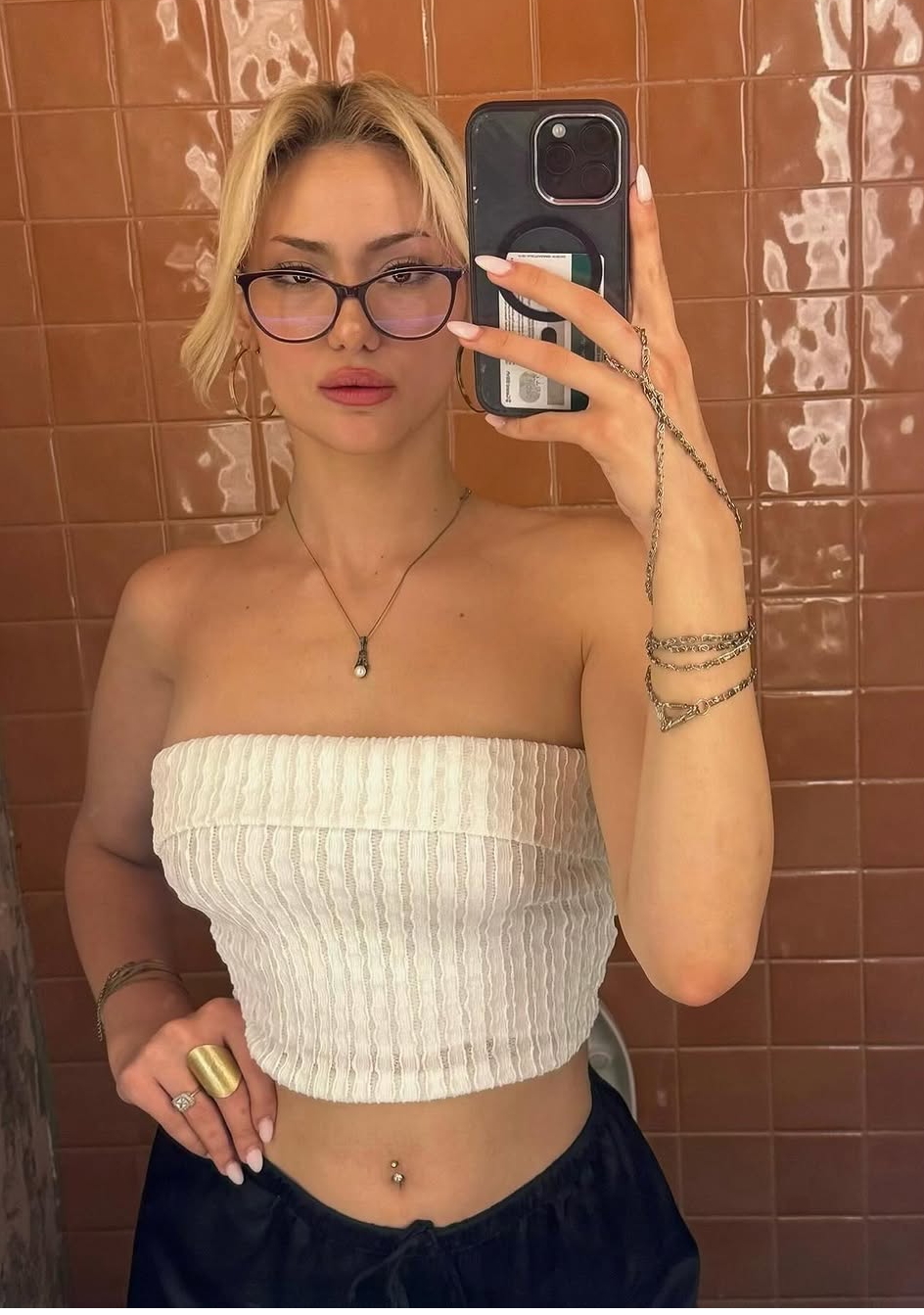 Gölbaşı Bütünleşik Ruh Escort Bayan Kaya